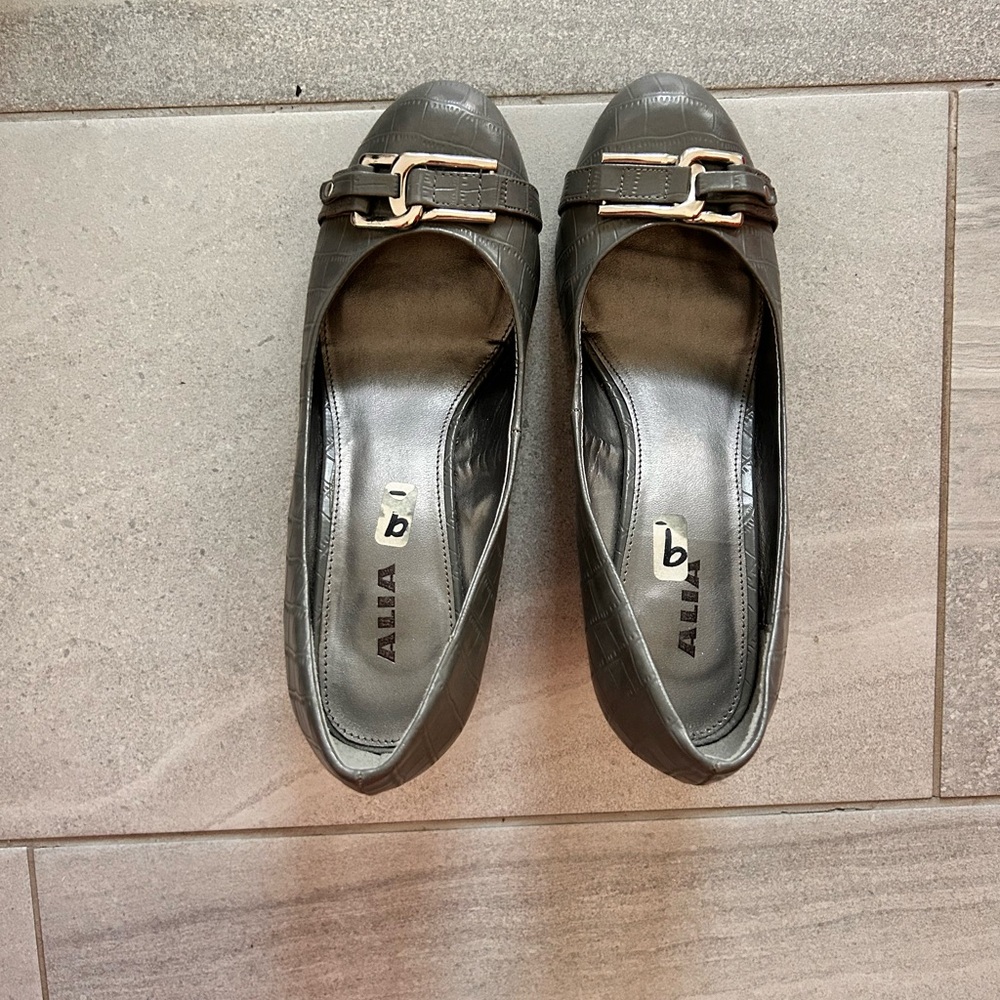 Cheeky y2k grey wedge buckle heeled coat shoes